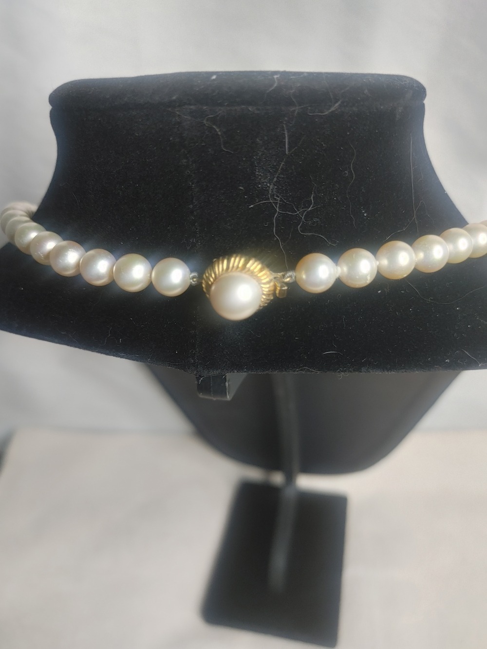 Vintage Majorica Hand Knotted Princess Length Cream Pearl Necklace - Picture 6 of 12
